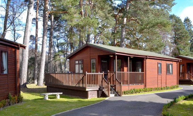 Dinnet Cottage | Cabin ∙ 2 bedrooms ∙ 4 guests
