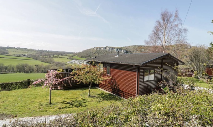 Rhyd-y-foel Cottage | Cabin ∙ 2 bedrooms ∙ 4 guests