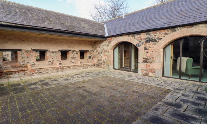 Akeld Cottage | Cabin ∙ 2 bedrooms ∙ 4 guests