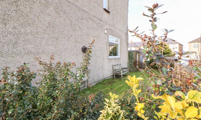 Amble Cottage | Cabin ∙ 2 bedrooms ∙ 4 guests