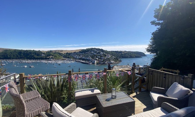 Dartmouth Cottage | Cabin ∙ 2 bedrooms ∙ 4 guests