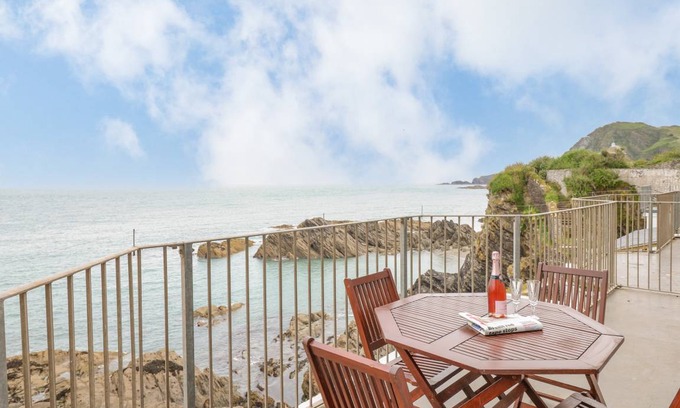 Hele Cottage | Cabin ∙ 2 bedrooms ∙ 4 guests