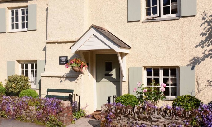 Noss Mayo Cottage | Cabin ∙ 2 bedrooms ∙ 4 guests