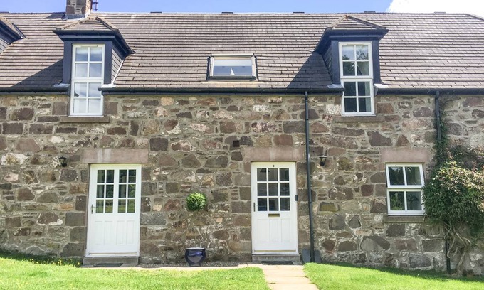 Stonehaven Cottage | Cabin ∙ 2 bedrooms ∙ 5 guests