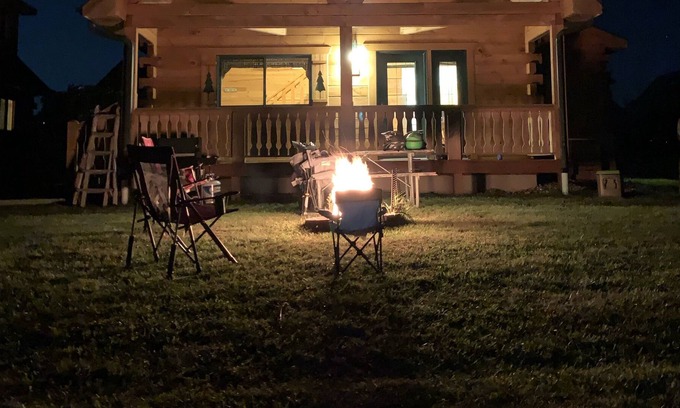 Warrens House | Cabin, 3 Bears Waterpark included, UTV trails