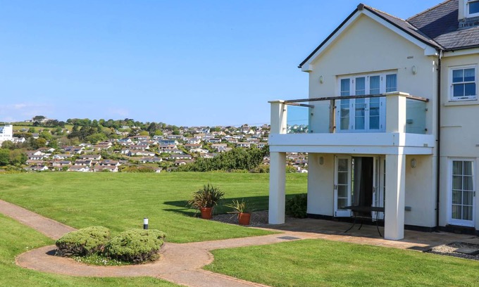 Thurlestone Cottage | Cabin ∙ 3 bedrooms ∙ 5 guests