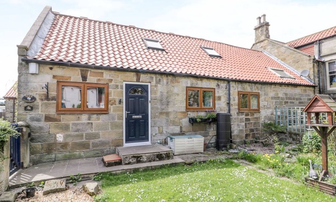 Hinderwell Cottage | Cabin ∙ 3 bedrooms ∙ 6 guests