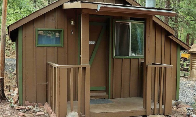 Christopher Creek Cabin | Cabin #3 - Studio with fireplace
