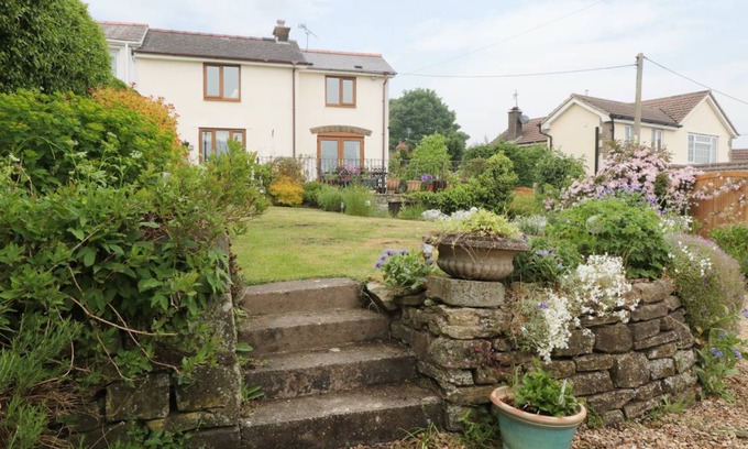 Drybrook Cottage | Cabin ∙ 4 bedrooms ∙ 8 guests