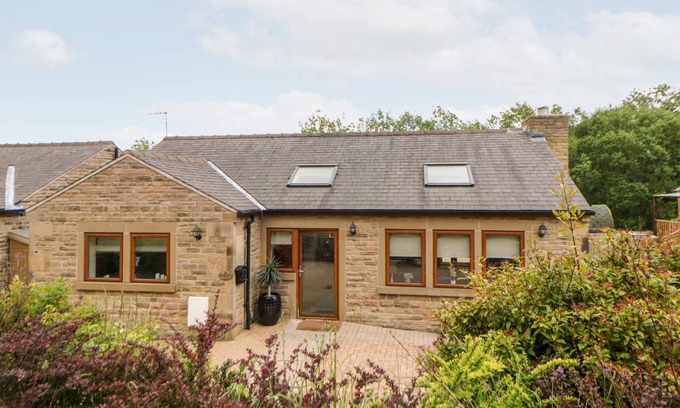 Hollow Meadows Cottage | Cabin ∙ 4 bedrooms ∙ 8 guests