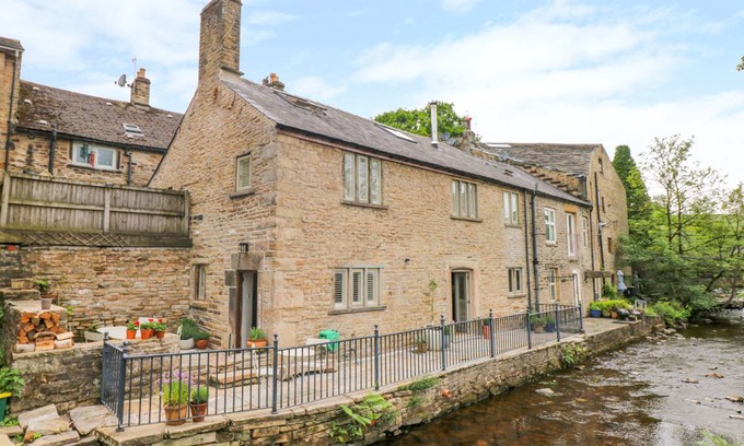 Hayfield Cottage | Cabin ∙ 4 bedrooms ∙ 8 guests