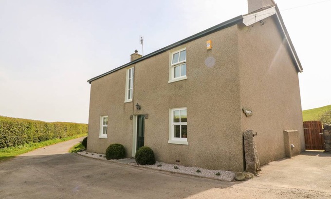 Flookburgh Cottage | Cabin ∙ 4 bedrooms ∙ 8 guests