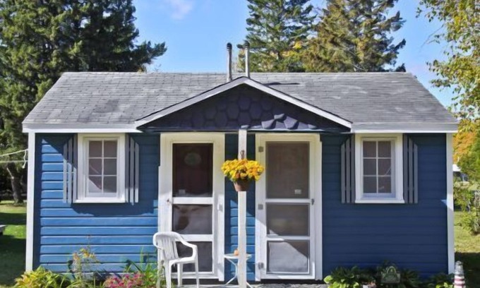 Carp Lake Cabin | Cabin #8 - Mackinac Point by RedAwning