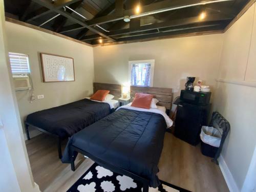 Rapid City Cabin | Cabin 9 at Horse Creek Resort