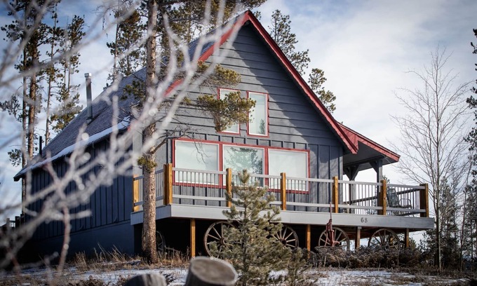 Frisco Cabin | Cabin in the Woods | 2+Loft/2BA | PVT Hot Tub