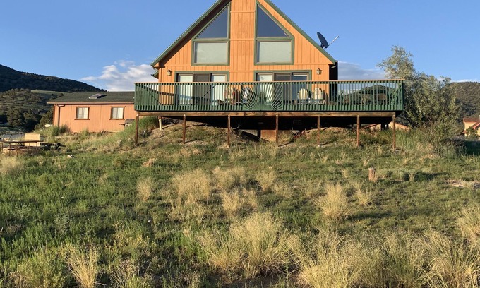 Salida Ski Chalet | Cabin Located In The Heart Of The Rockies