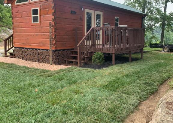 Hendersonville Villa | Cabin on Gold Mine Hill