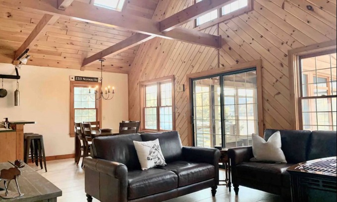 Harrison Cabin | Cabin on the Lake