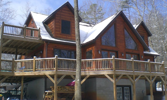 Andrews House | Cabin-style 3/3.5 home on 11 private acres, sleeps 12. Couple or family getaway