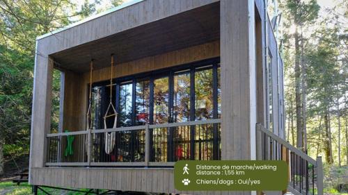 Eastman House | Cabin Zoobox 82
