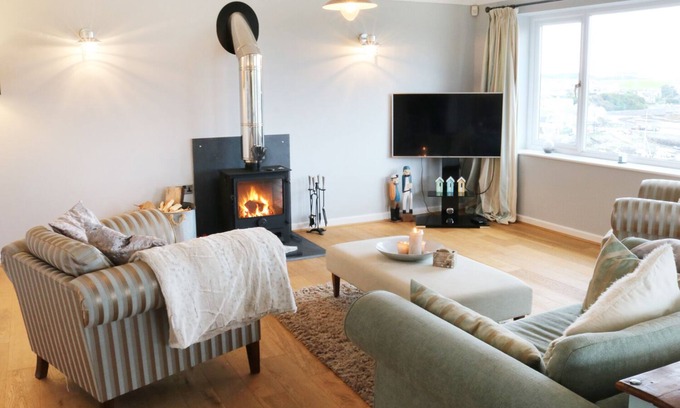 Cemaes Bay Cottage | Cable House