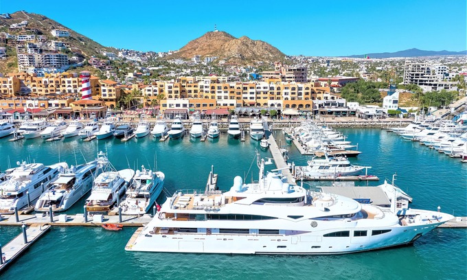 Centro House | Cabo Marina 3-Bedrooms - Spacious & Modern