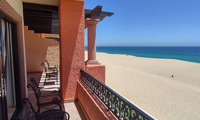 Libertad Condo | Cabo San Lucas, Mexico Christmas New Years 2023