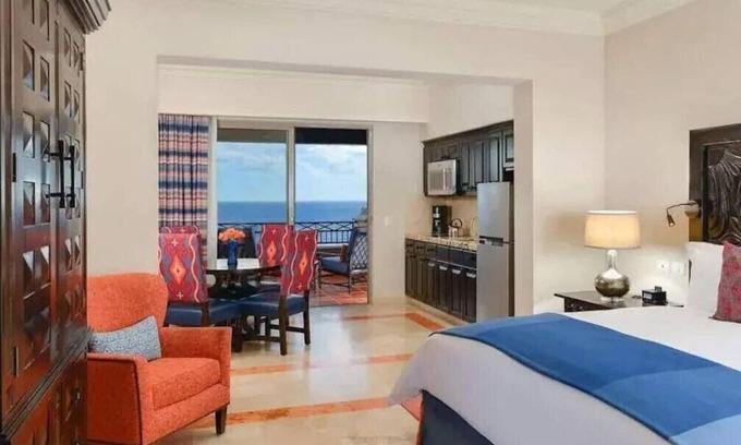 Paraiso Escondido Resort | Cabo San Lucas Oceanfront Resort at Pueblo Bonito - SPRING BREAK 2024!