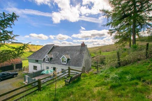 Builth Wells House | Caer Mynach Cottage
