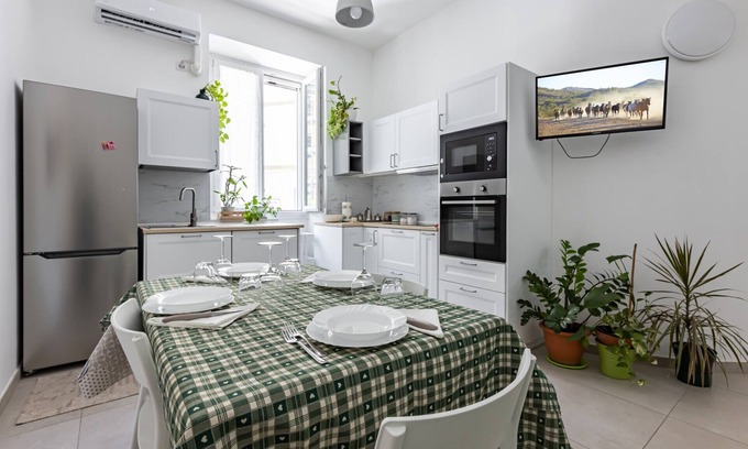 Province of Cagliari Apartment | Cagliari Lovely Apartment near the Station!