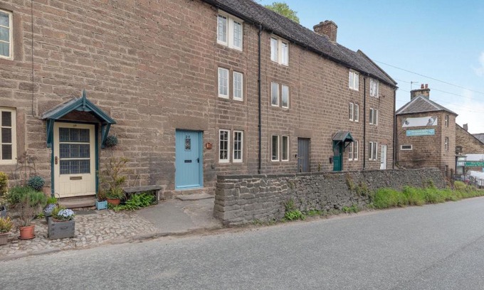 Cromford House | Calamine Cottage