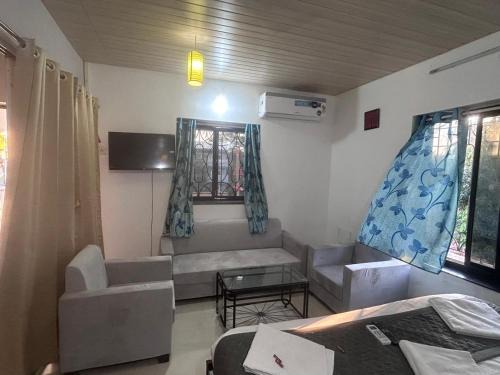 Saunta Vaddo Hotel | Calangute Beach way 4bhk casa villa