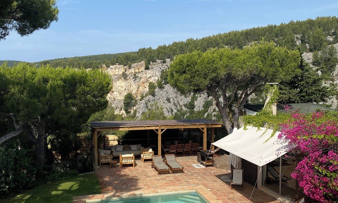 Cassis Villa | CALANQUES CASSIS, EXCEPTIONAL VIEW, VERY QUIET, CLIMATED VILLA, LARGE SWIMMING POOL