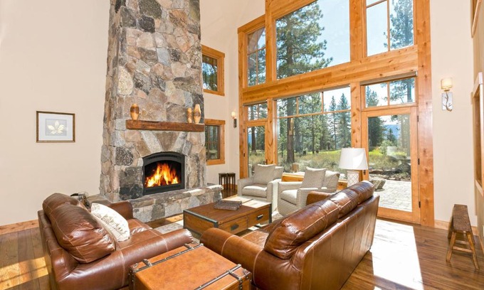 Truckee House | Caleb's Getaway by Tahoe Getaways at Old Greenwood- 3BR w Bonus Room, Pets Welcome & Ski Shuttle!