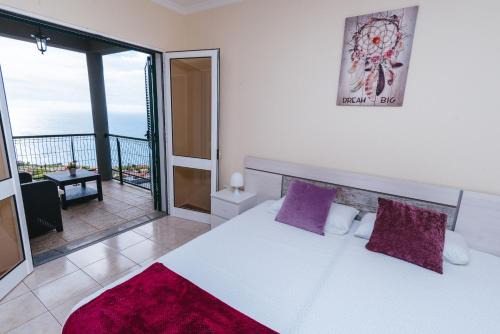 Arco da Calheta Apartment | Calheta Holiday Houses