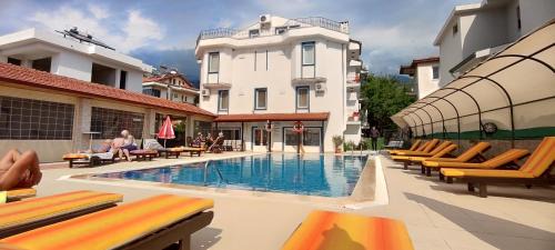 Oludeniz Apartment | California Apart Otel