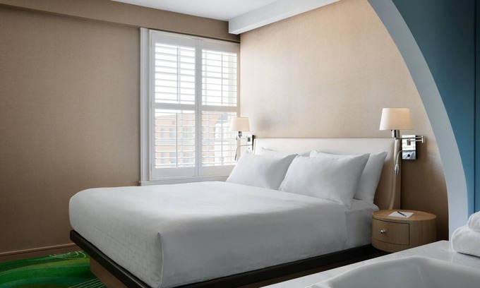 Pasadena Hotel | California Gem! Onsite Pool, Pets Allowed, Near Sidney F. Tyler Park