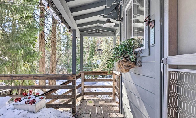 Long Barn Cottage | California Retreat w/Deck, Fire Pit & Grill!
