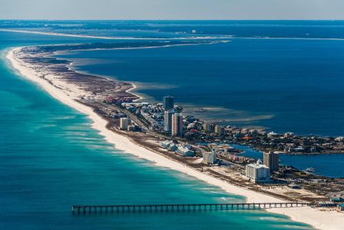 Pensacola Beach House | Calle Bonita by Gulf Coast Getaways