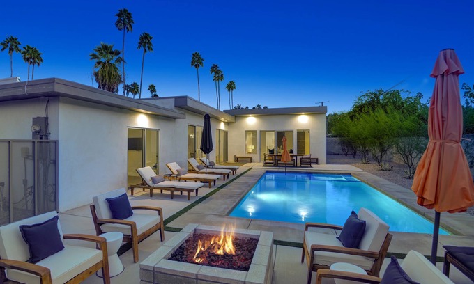 Deep Well Ranch House | Calle Mod @ Deepwell - Modern Luxury.