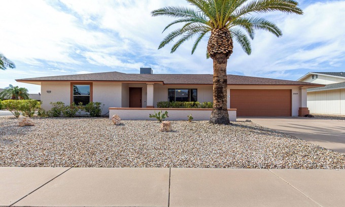 Sun City West House | Calm and Peaceful Retreat