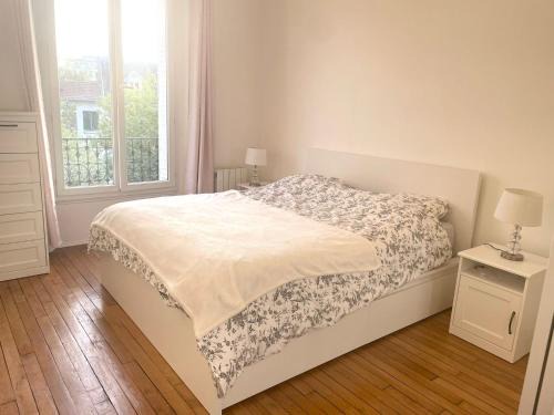 Champignol Apartment | CALME, EMPLACEMENT PARFAIT, 15 min PARIS
