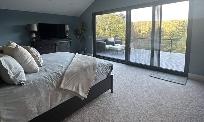 Fly Creek House | Calypso Hill-Luxury in Fly Creek*Stunning Views*