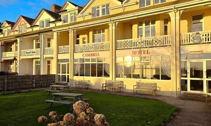 Paignton Hotel | Cambria Hotel