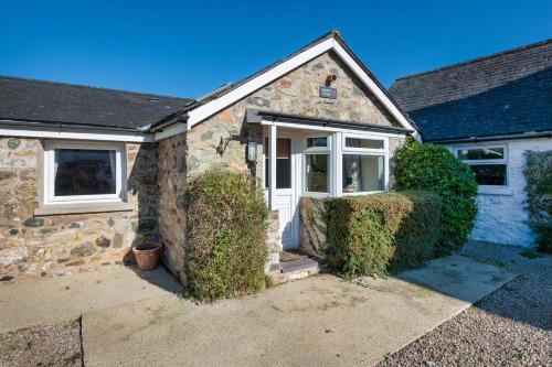 Rhyd-y-clafdy House | Camellia Cottage