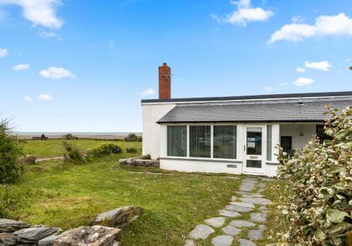 Newport House | Camelot, Newport - A Pembrokeshire Waterside Cottage