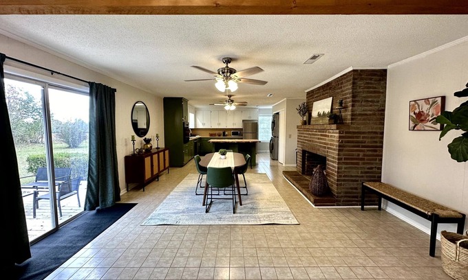 Dothan House | Cameron Cottage in Dothan. 3 Bedroom 2 Bath.