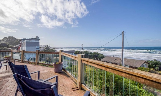 Lincoln Beach House | Cammanns Beach Retreat