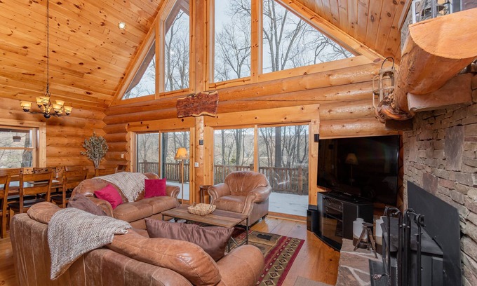 McHenry House | Camp Cajar
