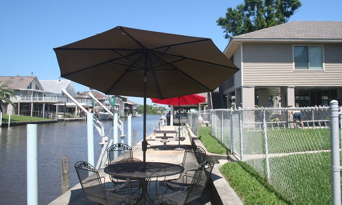 Barataria House | Camp Gator Fishing Camp